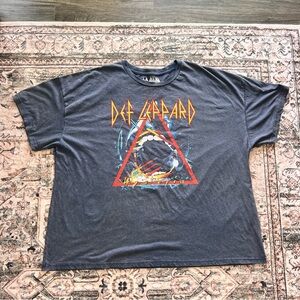 Def Leppard Graphic T-Shirt